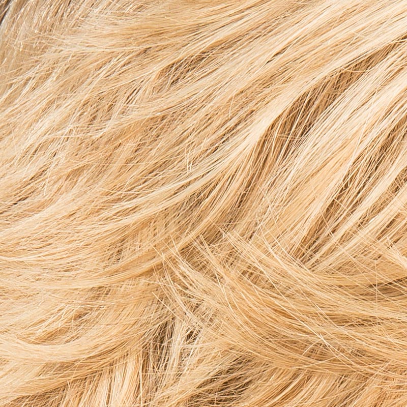Peruecke mondo in der Farbe sandyblondemix