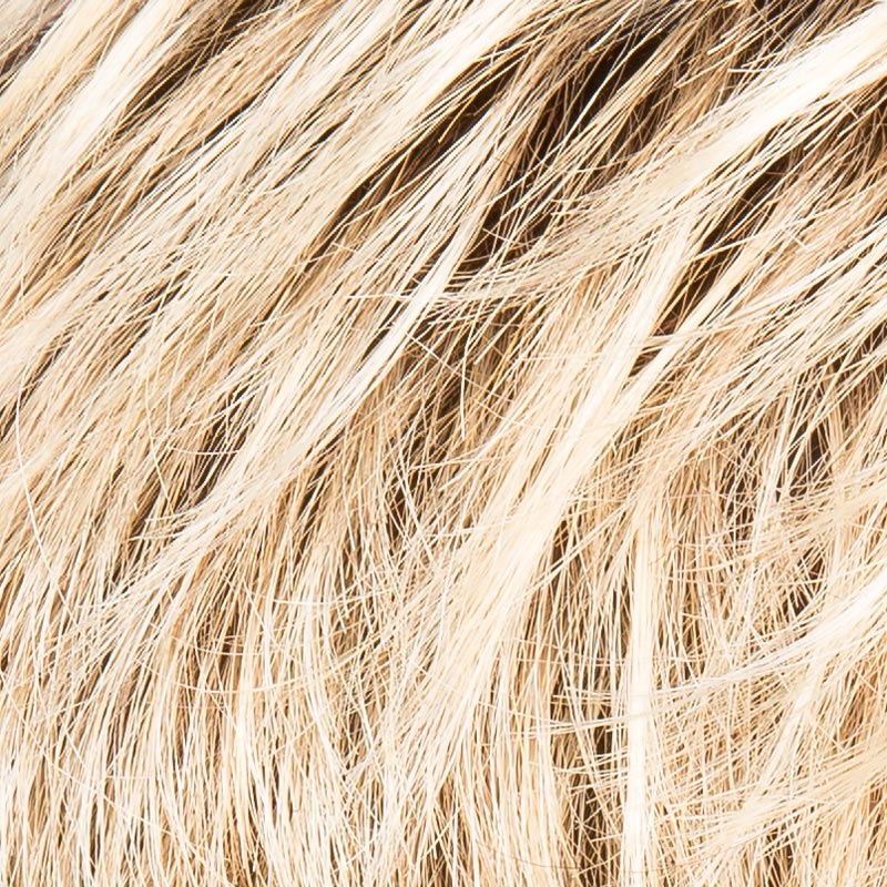 Peruecke fair in der Farbe sandyblonderooted
