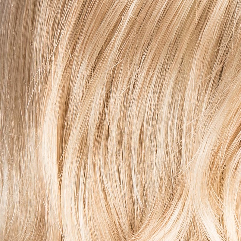 Peruecke alive in der Farbe sandyblonderooted