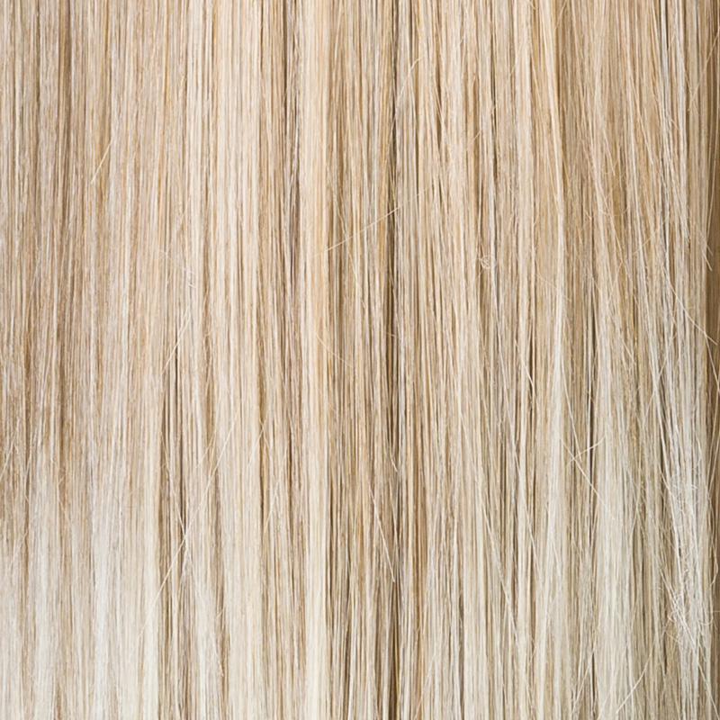 Peruecke look in der Farbe sandyblonderooted
