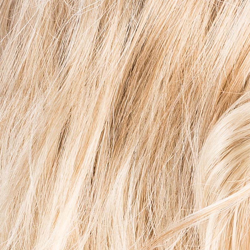 Peruecke touch in der Farbe sandyblonderooted