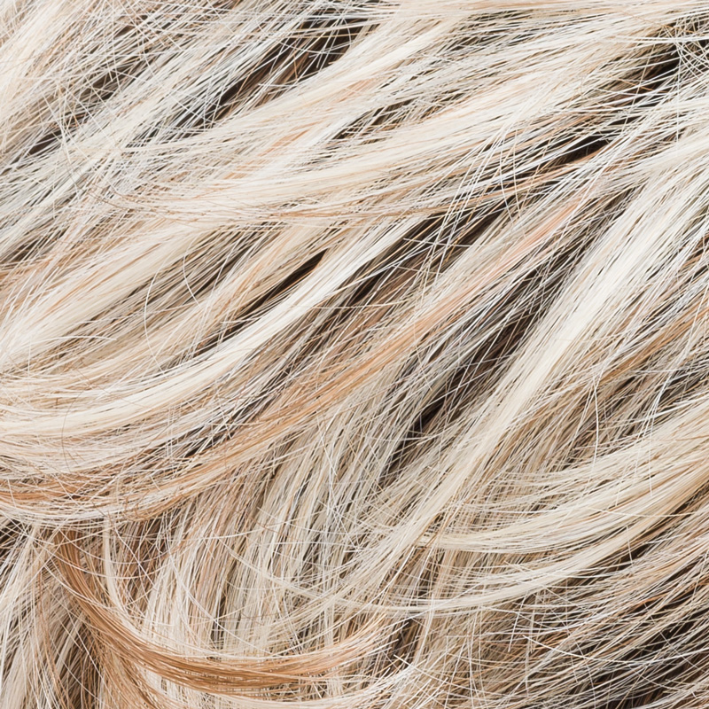 Peruecke relax in der Farbe champagnerooted