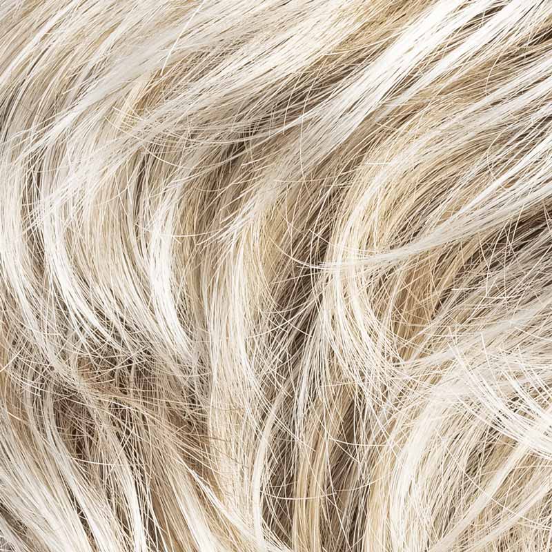 Peruecke cesana in der Farbe ivoryblondeshad