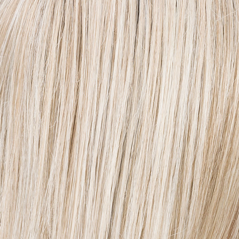 Peruecke en in der Farbe voguepearlblonderooted