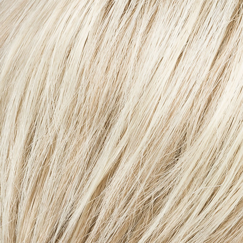 Peruecke pixie in der Farbe pastelblondemix