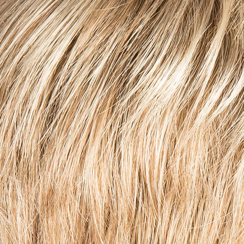 Peruecke ginger in der Farbe champagnemix