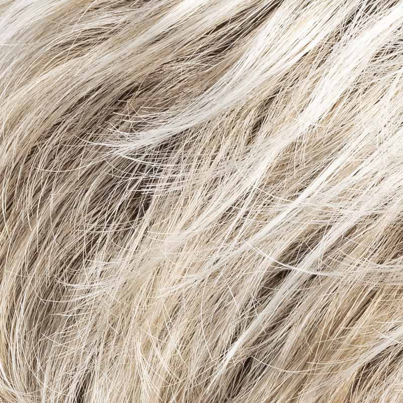 Peruecke rica in der Farbe ivoryblondeshad