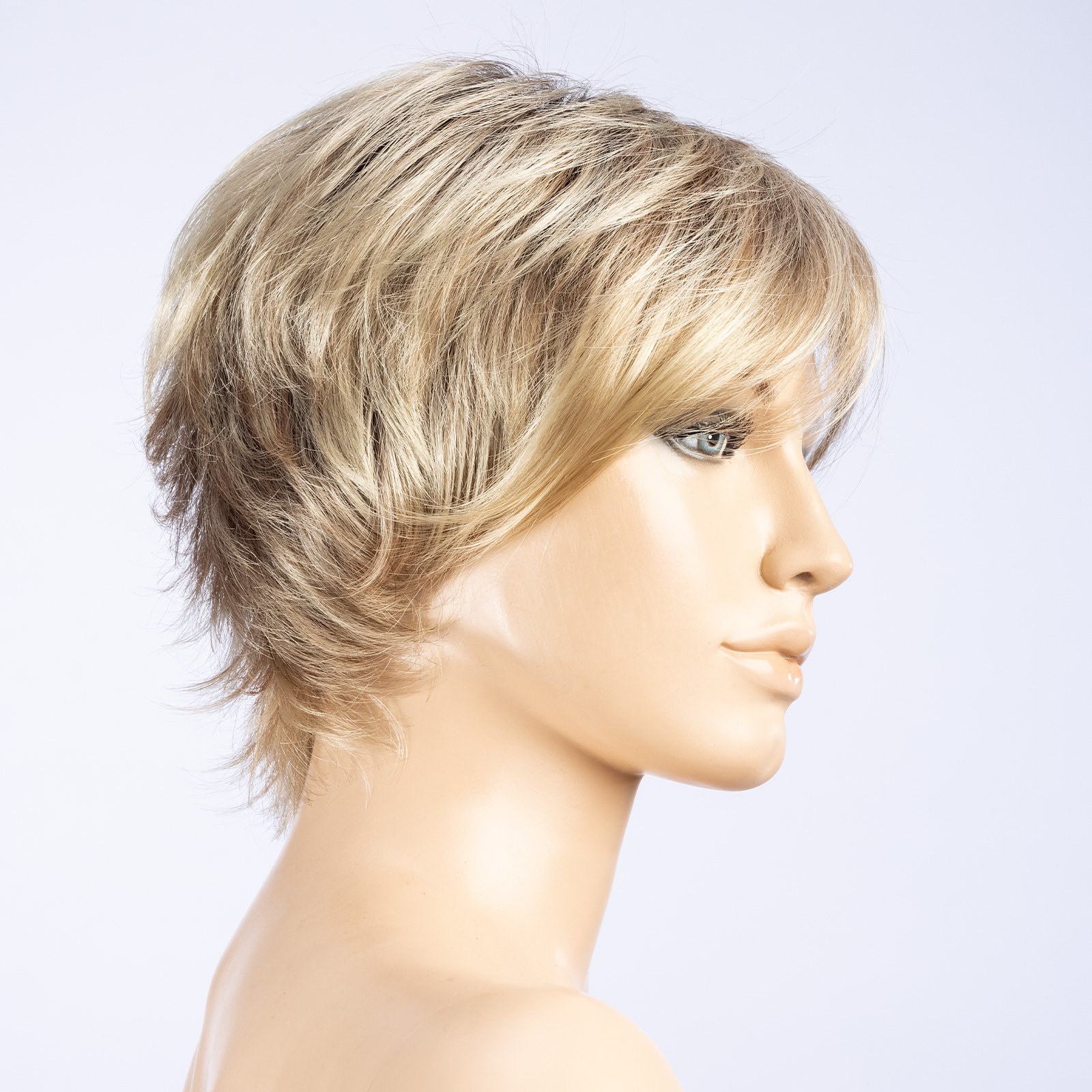 Peruecke joy in der Farbe sandyblonderootedbs